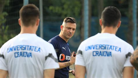 fotbalisti ai universitatii craiova